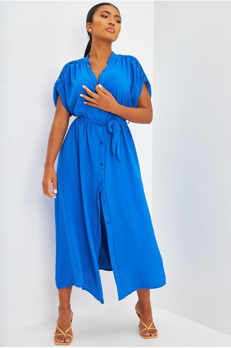 Robe longue texturée ceinturée bleue