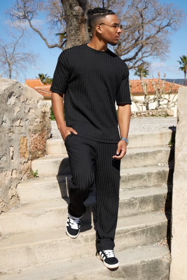 Ensemble 2 pièces t-shirt + pantalon noir à chevrons
