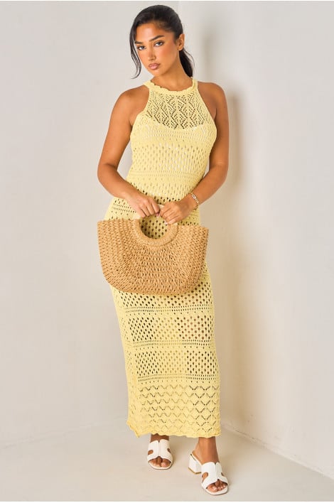 Robe longue jaune en crochet ajouré à col montant
